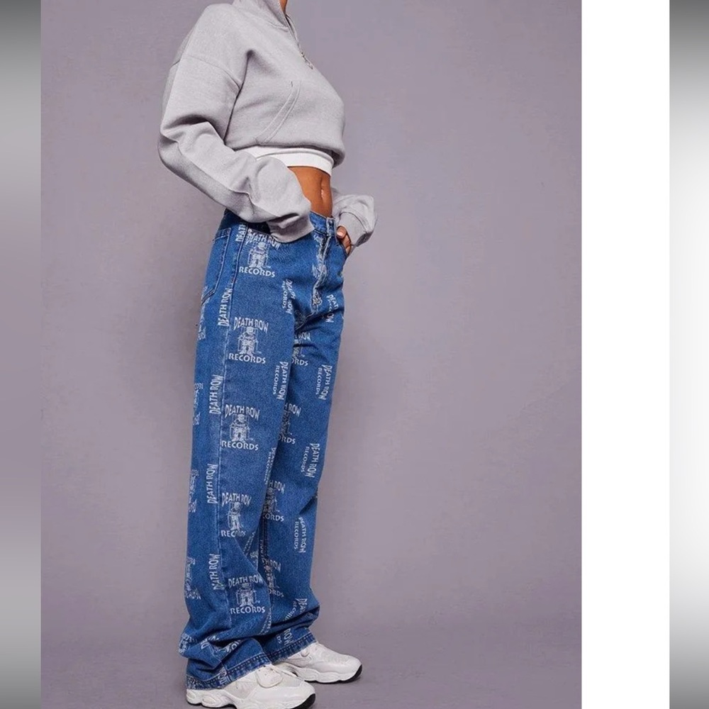 PrettyLittleThing Blue Graphic Straight Leg Jeans